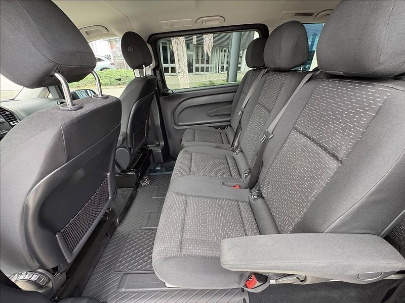 Mercedes-Benz Vito 2,0 116CDI Tourer 4M,CZ - fotka 7 z 15