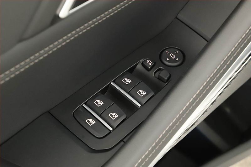 BMW X6 (2025) xDrive40i - fotka 22 z 26