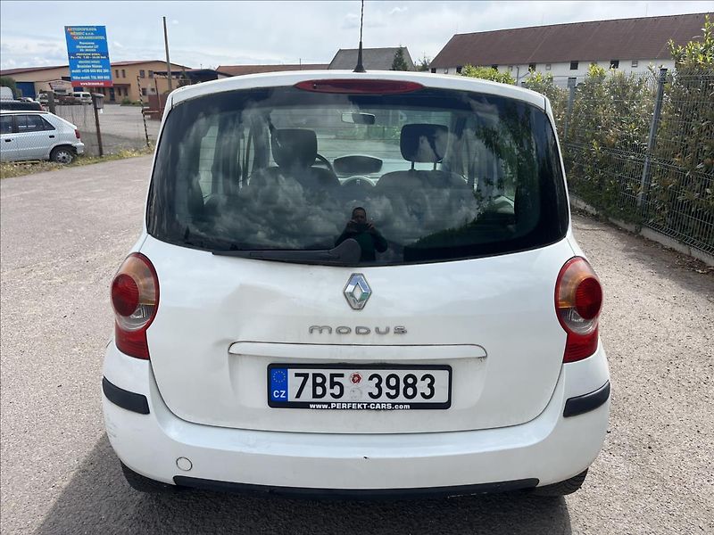 Renault Modus 1,4 i SERVIS - fotka 7 z 28