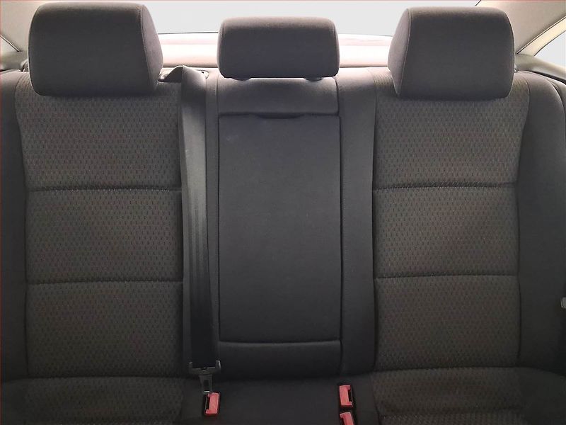 Audi A6 (2007) 2.7 TDI , po STK, CZ doklady - fotka 10 z 19
