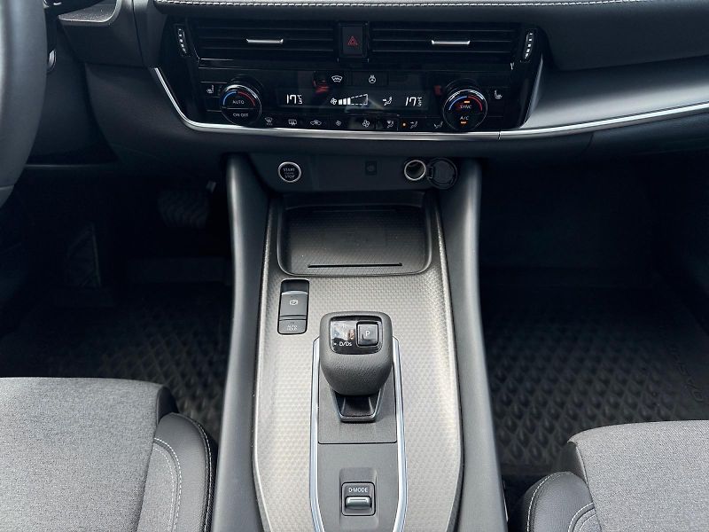 Nissan Qashqai (2025) N-CONNECTA 1.3MHEV 116kW CZ - fotka 10 z 11