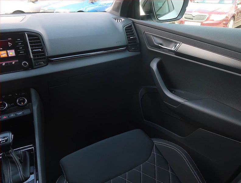 Škoda Karoq (2022) Sportline 2.0 TDI - fotka 8 z 18