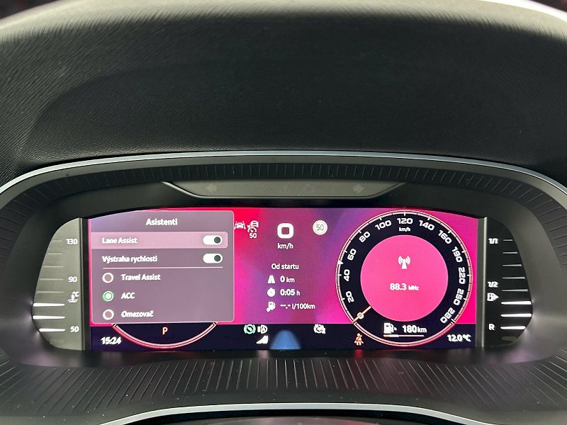 Škoda Octavia (2025) DSG 2.0TSI 195kW RS - fotka 10 z 36