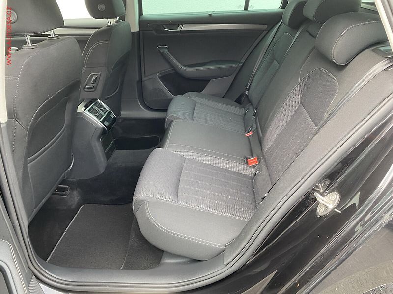 Škoda Superb (2020) 2.0 TDi, Style, LED, navi - fotka 10 z 18