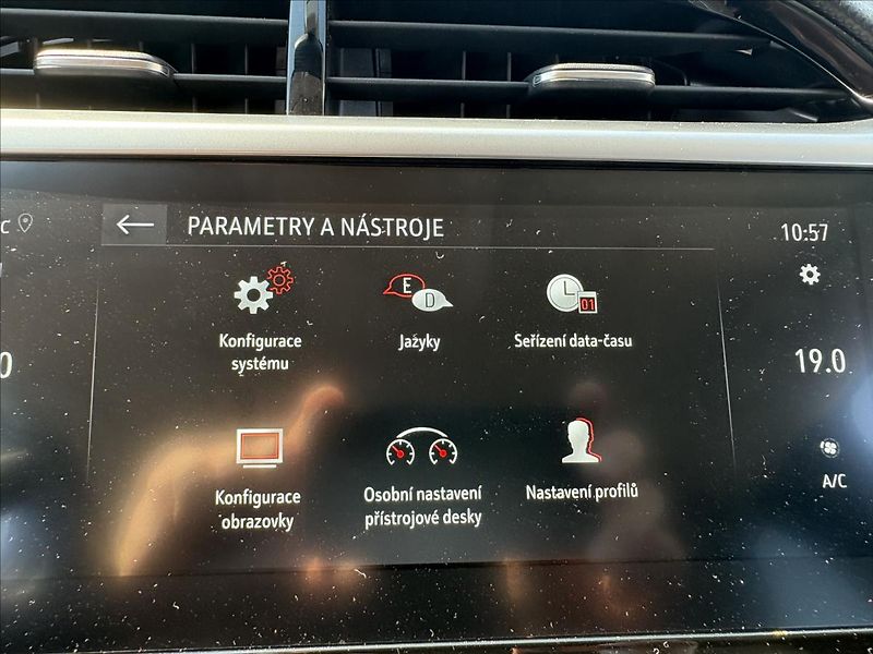 Opel Corsa Bat.50kW Led,Výhřev,Kamera - fotka 21 z 45
