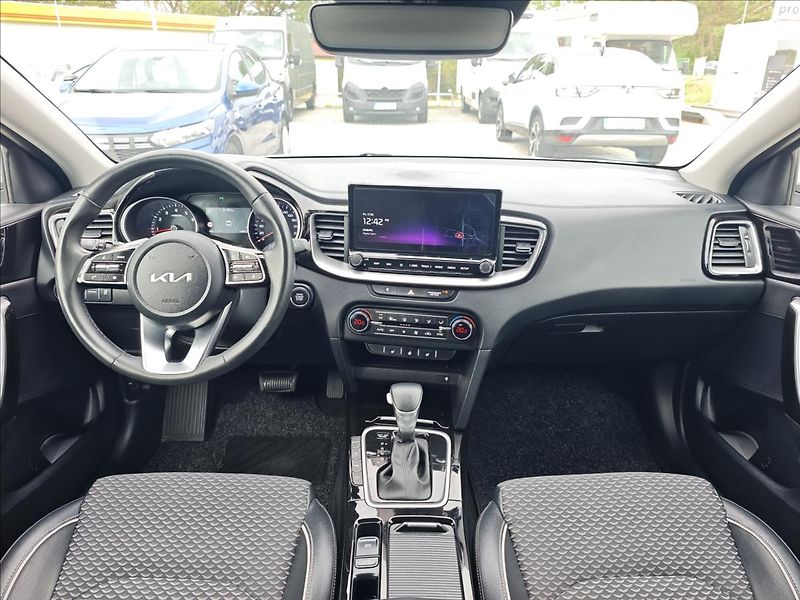 Kia XCeed 1,5 T-GDI 103kW 7DCT automat - fotka 15 z 21
