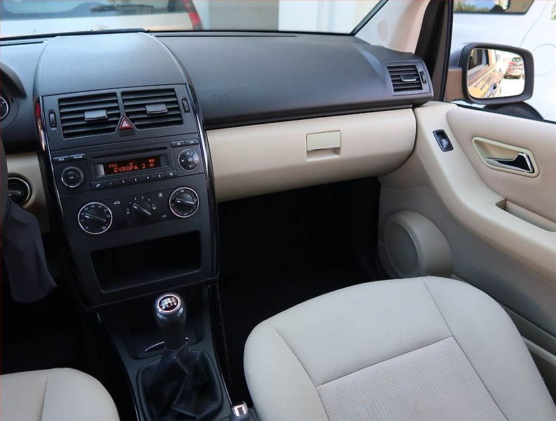 Mercedes-Benz Třídy A (2008) A 180 CDI , nová STK - fotka 8 z 17
