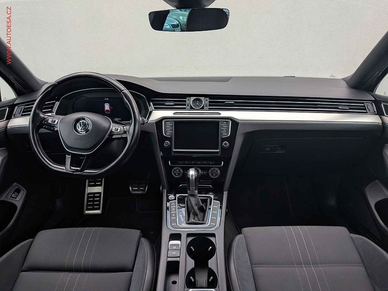 Volkswagen Passat (2017) 2.0TDi 4x4, 2.maj,ČR - fotka 8 z 21