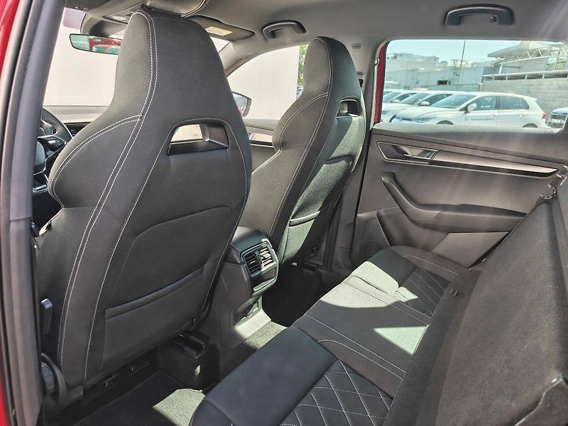 Škoda Karoq Sportline 1,5TSI - fotka 7 z 25