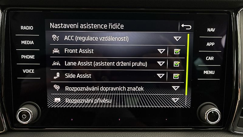 Škoda Kodiaq 2.0 TDI DSG 4x4 L&K - fotka 29 z 34
