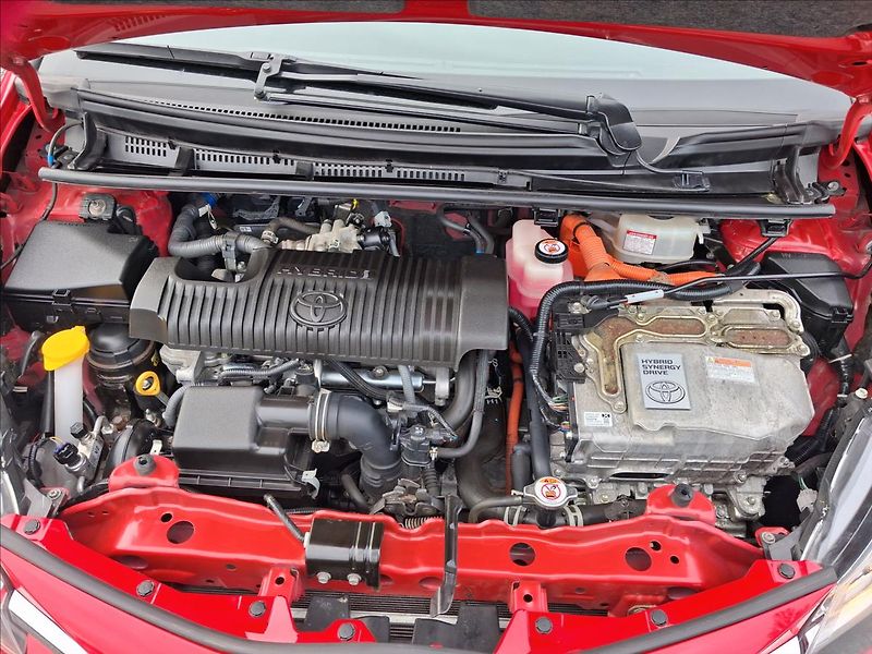 Toyota Yaris 1,5 Hybrid, ČR - fotka 13 z 13