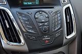 Ford Focus (2014) 1.0 EB 74kW TREND 2x kola - náhled 26