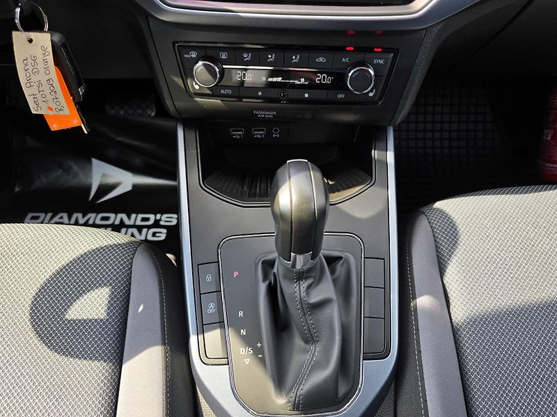 Seat Arona DSG TSI FULL LED NAVI 1Majitel - fotka 22 z 32