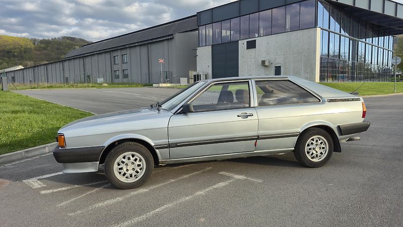 Audi 80 (1982) Audi 80 Coupé GT V5 85kW - Top - fotka 3 z 32