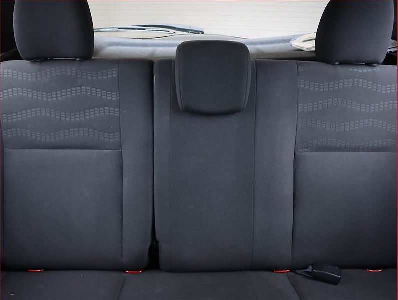 Dacia Sandero (2011) 1.6 MPI, Serv.kniha, nová STK - fotka 10 z 14