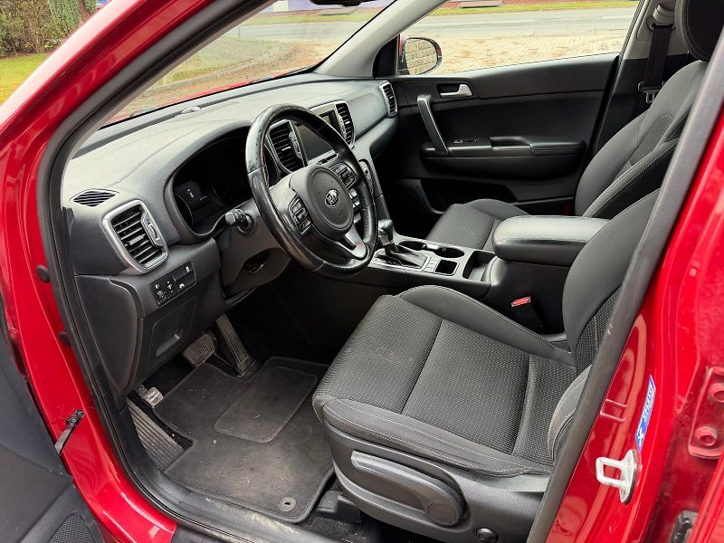 Kia Sportage 1,7 CRDi 4x2 Dynamic - fotka 11 z 35