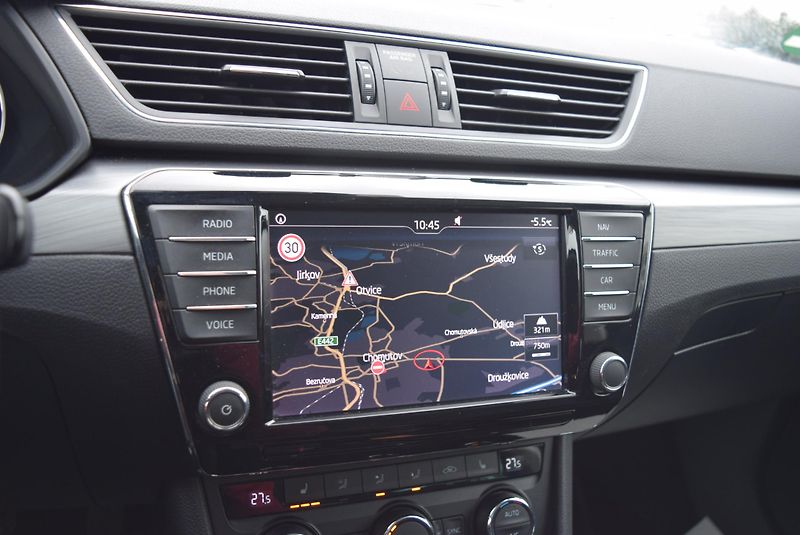 Škoda Superb (2017) 1.4TSI 92kwSTYLE XEN NAVI APP  - fotka 28 z 49