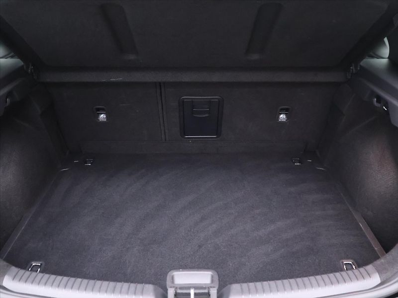 Hyundai i30 2,0 TGDI 202kW N Performance - fotka 10 z 30