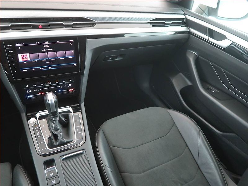 Volkswagen Arteon (2023) R-line 2.0 TDI - fotka 8 z 21