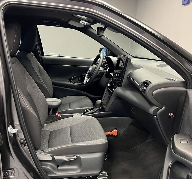 Toyota Yaris Cross 1.5 Hybrid AT STYLE - fotka 10 z 18
