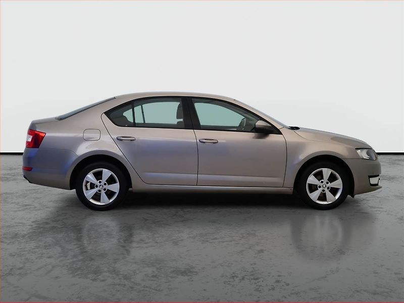 Škoda Octavia (2016) Style 2.0 TDI, Serv.kniha - fotka 6 z 20