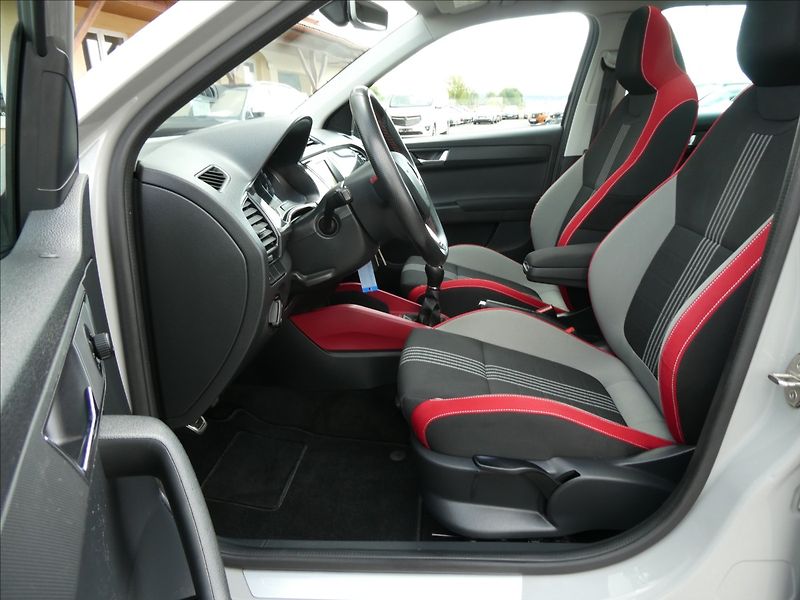 Škoda Fabia 1,2 TSI 81kW Monte Carlo, ČR - fotka 26 z 48