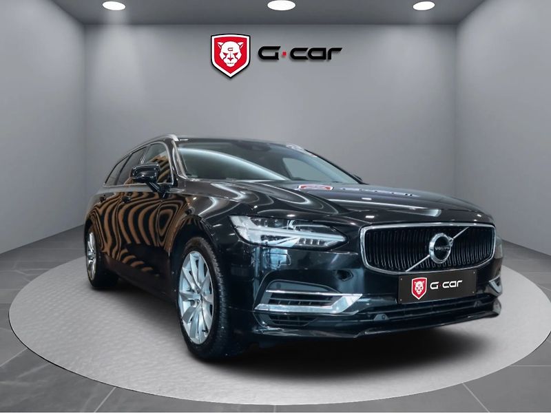 Volvo V90 2.0 T8 AWD Momentum - EL SPZ - fotka 2 z 24