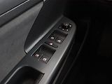 Volkswagen Golf (2009) 1.9 TDI, Serv.kniha, po STK - náhled 12