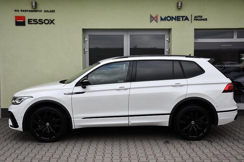 Volkswagen Tiguan Allspace 2.0TDi RLINE DSG 4MOTION 1M ČR - fotka 11 z 44