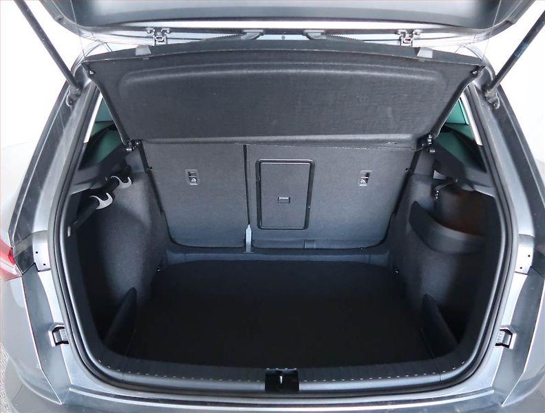 Škoda Karoq (2022) Style Plus 1.5 TSI - fotka 14 z 20