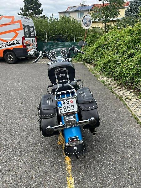 Harley-Davidson FLSTC Heritage Softail Classic (2011) - fotka 8 z 16