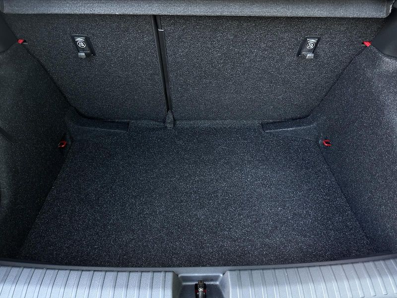 Škoda Kamiq 1.0TSi DSG 116PS TOP & Selecti - fotka 38 z 39