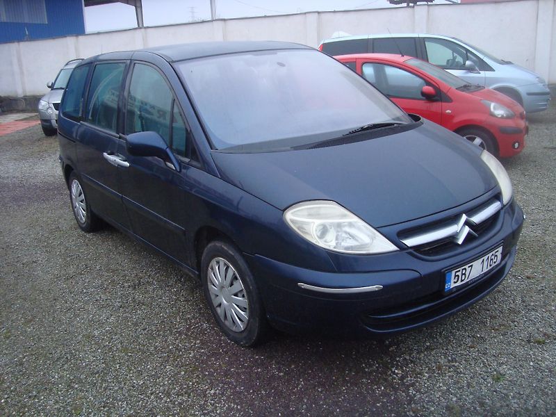Citroën C8 (2005) 2,2HDI - fotka 2 z 14