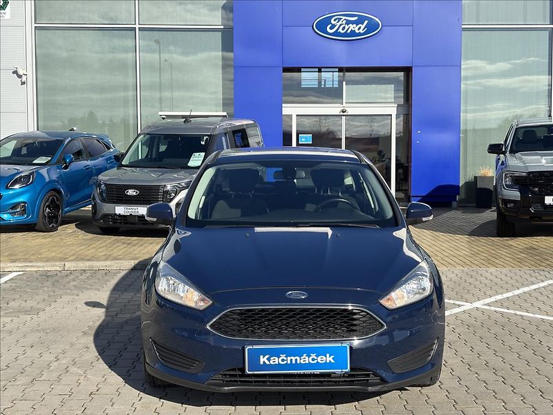 Ford Focus 1,5 TDCI 70kW Trend - fotka 8 z 28
