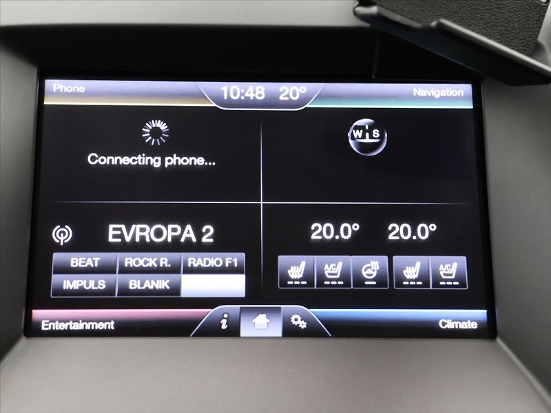 Ford S-MAX 2,0 EcoBoost 177kW Aut. DPH - fotka 28 z 39