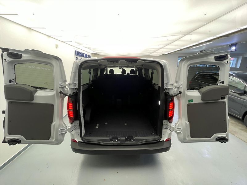 Volkswagen Transporter Nový T7 Kombi TDI DR - fotka 7 z 29