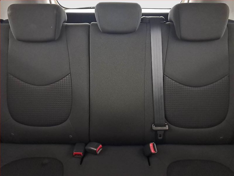 Kia Soul (2010) 1.6 CVVT, po STK, zamluveno - fotka 10 z 17