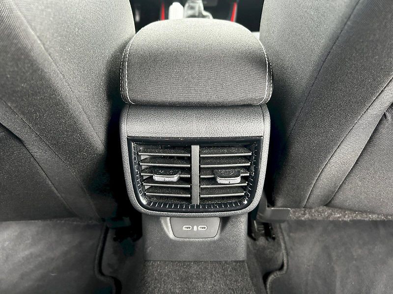 Škoda Fabia (2025) 1.0 TSI 85kW DSG Monte Carlo - fotka 29 z 35