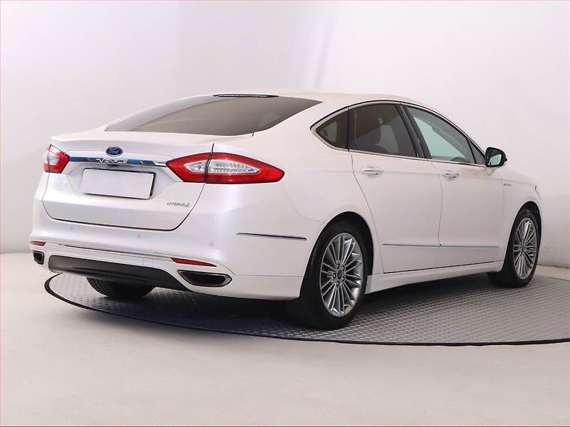 Ford Mondeo (2019) Vignale 2.0 Hybrid, Automat - fotka 5 z 22