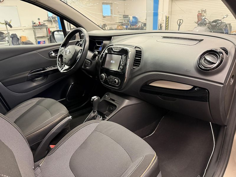 Renault Captur 1.2l 88kW - fotka 15 z 17