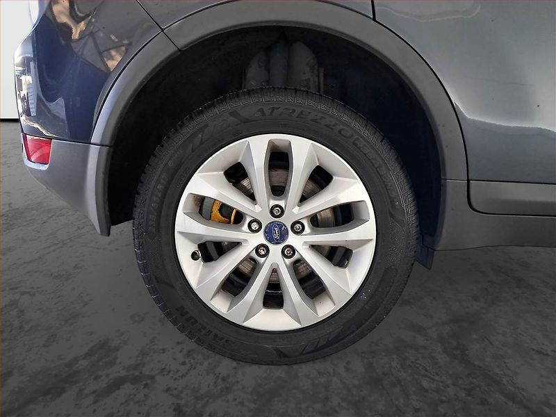 Ford Kuga (2010) 2.0 TDCi, 4X4, Navi, Tempomat - fotka 15 z 18