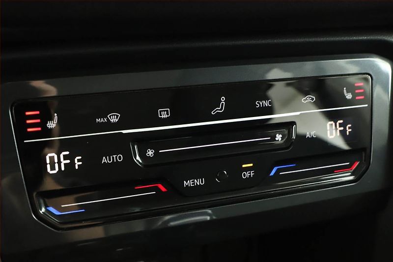 Volkswagen Tiguan Allspace (2023) Elegance 2.0 TSI - fotka 14 z 16