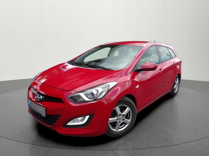 Hyundai i30 1.4i CVVT Trikolor ČR - fotka 28 z 28