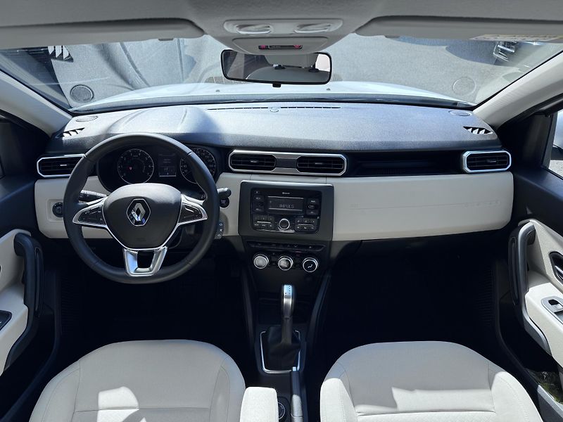 Dacia Duster 2,0 16V 4x4 - fotka 19 z 38