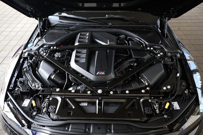 BMW M4 Convertible Competition xDrive - fotka 9 z 18