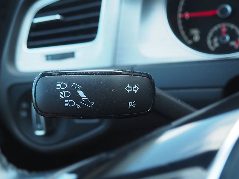 Volkswagen Golf Variant (2014) 2.0 TDI, 110 kW, Navi - fotka 26 z 43