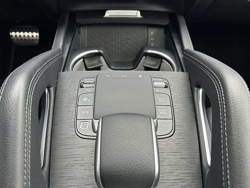 Mercedes-Benz GLS 450d 4MATIC AMG Premium Plus - fotka 26 z 42