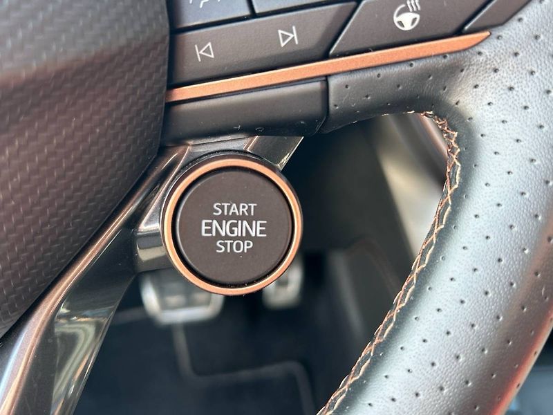 Cupra Formentor (2024) 1.5 eTSI 7DSG REZERVACE - fotka 7 z 30