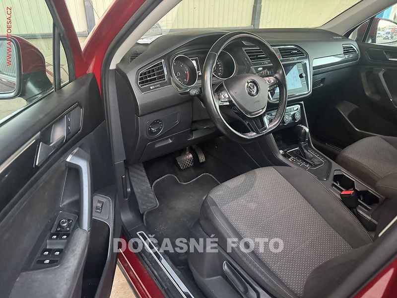 Volkswagen Tiguan Allspace (2018) 2.0 TDi, AT, LED, panorama - fotka 3 z 3