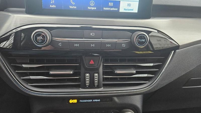 Ford Kuga (2020) 2.5i PHEV 165kW Titanium AT  - fotka 33 z 40